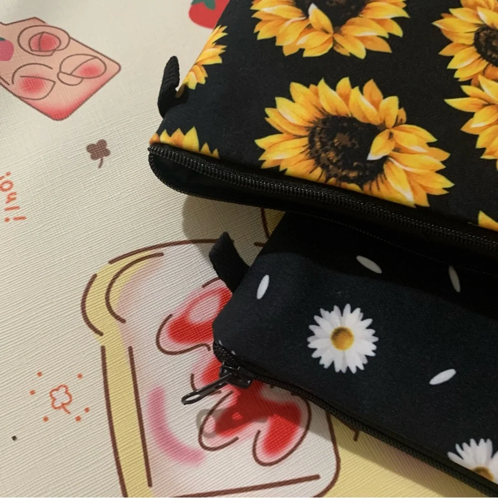 2 Floral Print Zip Cosmetic Pouches